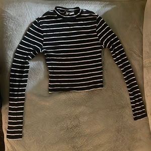 H&M long sleeve black and white striped tee
